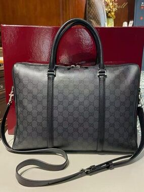 N16 Never Used Gucci Essence Classic Black Monogram Briefcase Medium